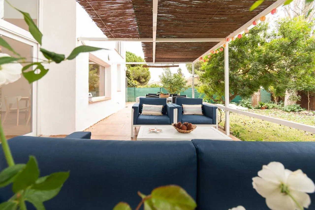 Semesterbostad Casa Con Gran Jardin Cerca De La Playa - Baix Villa Tarragona